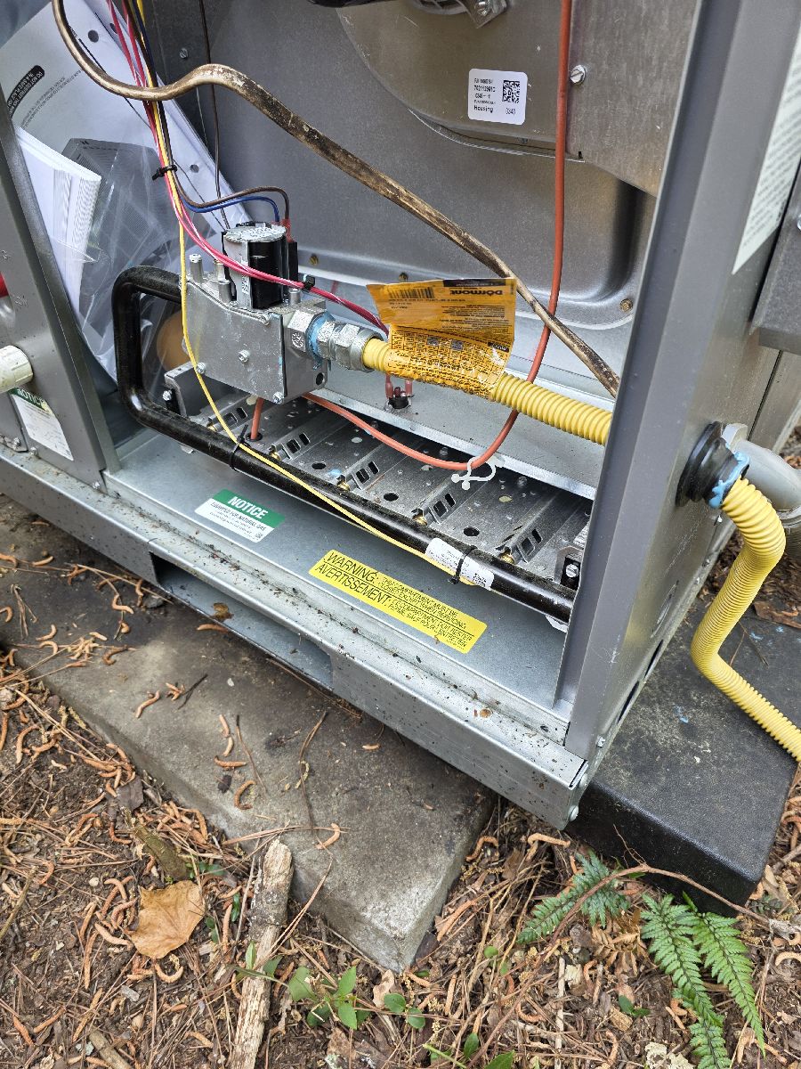 Fuel-gas piping connection